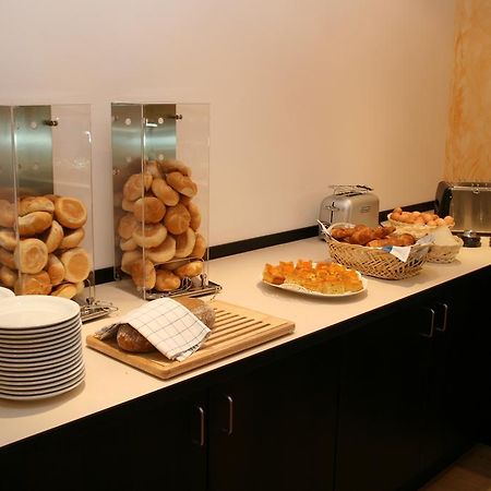 G&K Hotel กุนทรัมส์ดอร์ฟ ภายนอก รูปภาพ